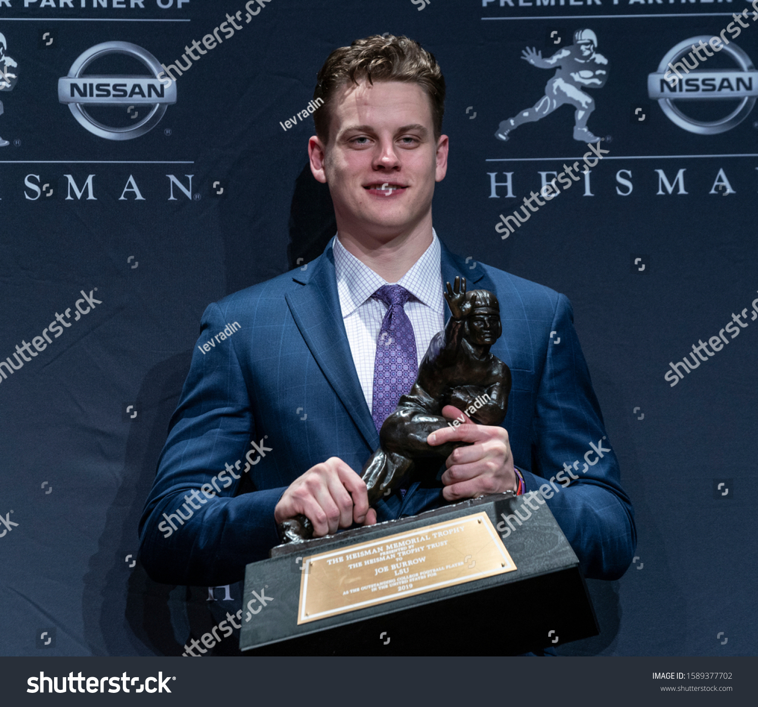 joe burrow rushing stats 2020