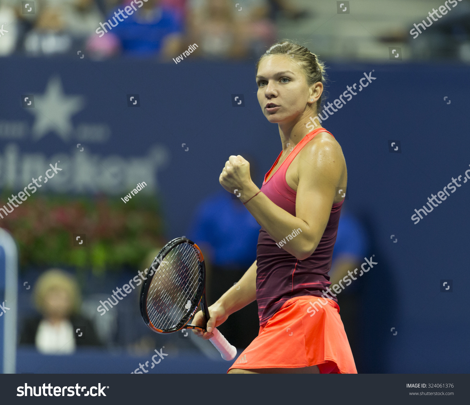 simona halep world Senior