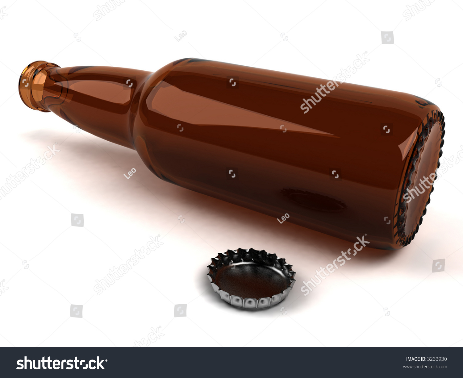 一个空啤酒瓶躺在它附近的站在一个金属帽。高