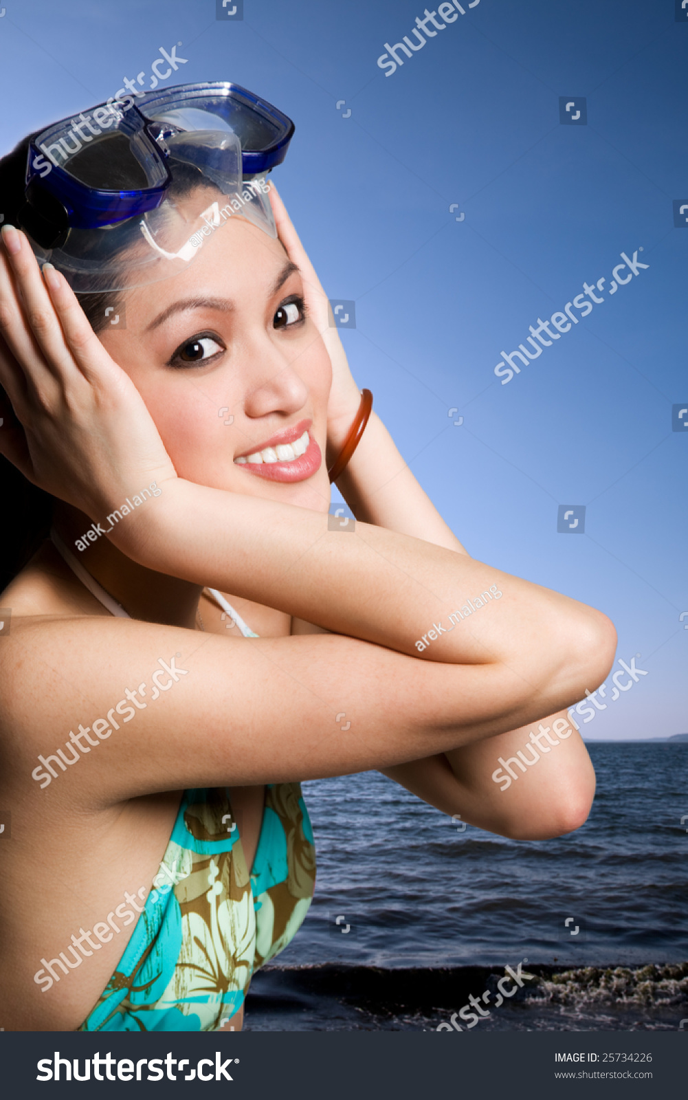 Beautiful Asian Woman Bikini Beach Wearing Foto Stok 25734226 Shutterstock 4278