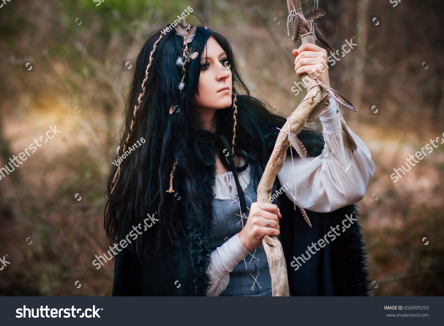 Suchen Sie Nach Beautiful Girl Long Black Hair Witch Stockbildern In Hd Und Millionen Weiteren Lizenzfreien Stockfotos Illustrationen Und Vektorgrafiken In Der Shutterstock Kollektion Jeden Tag Werden Tausende Neue Hochwertige Bilder Hinzugefugt