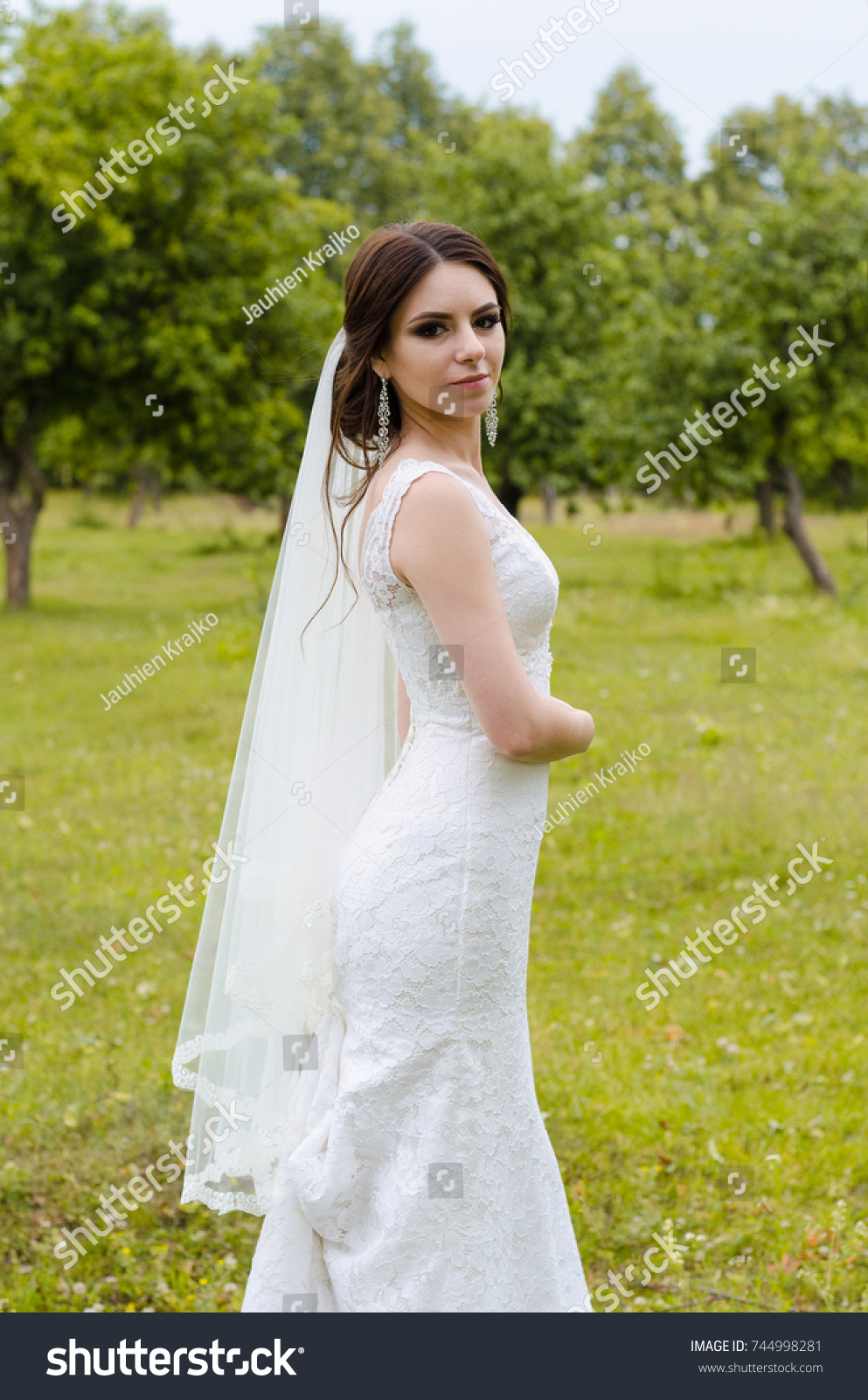 married girl dress