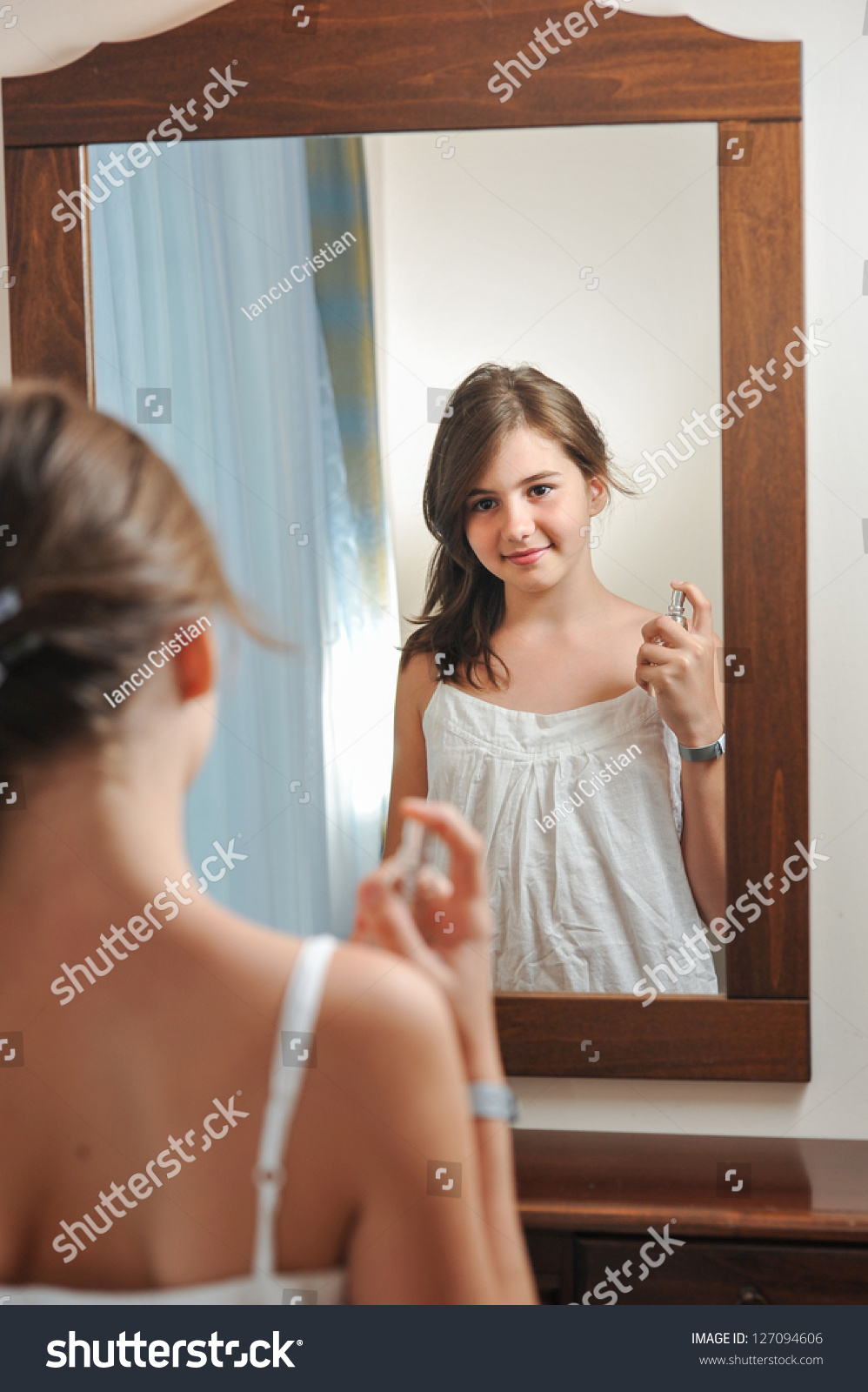 self shot mirror teen