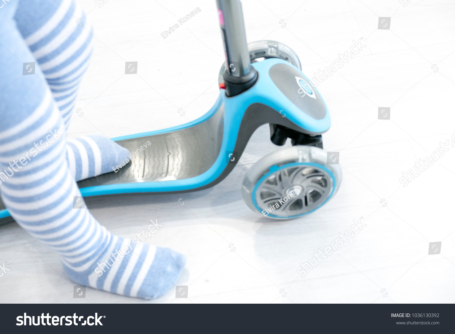 2 year old on scooter