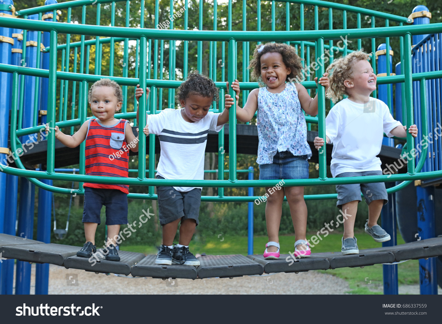 4,407 Kids jungle gym Images, Stock Photos & Vectors | Shutterstock