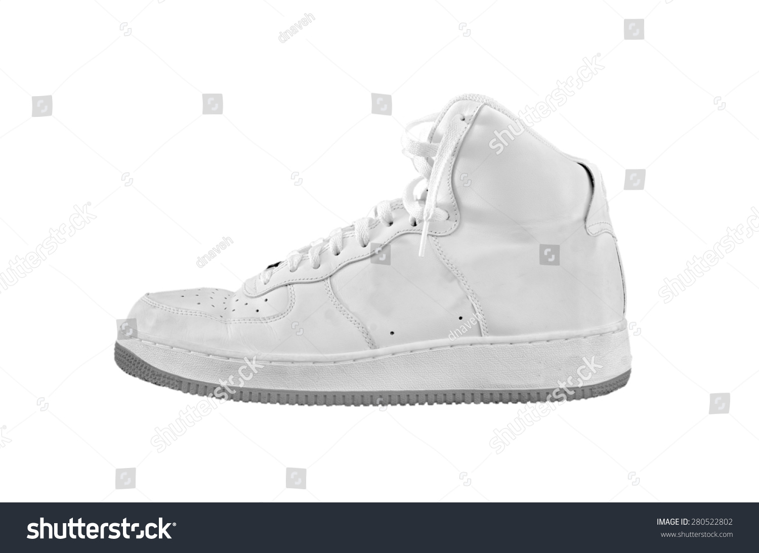 white leather basketball shoes