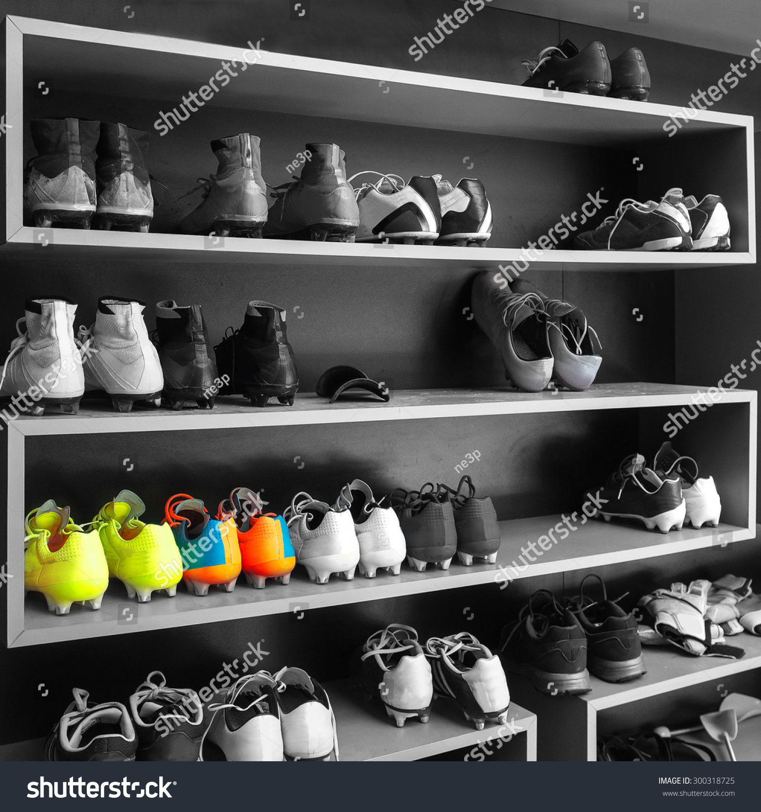 rack room shoes cleats