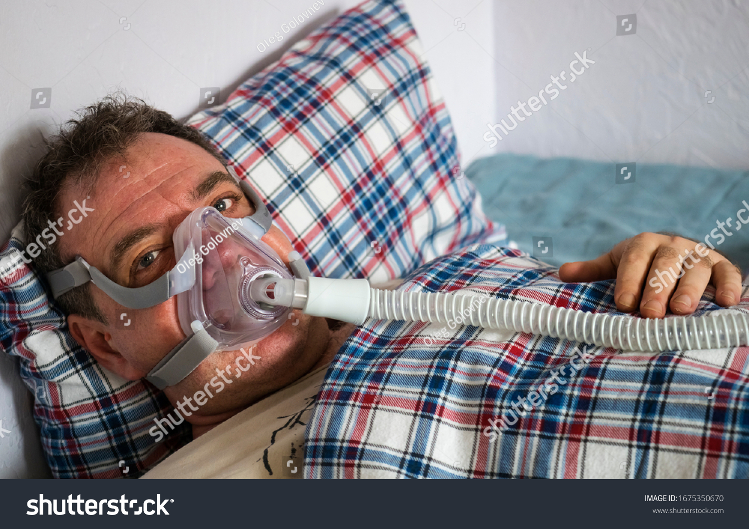 Man Oxygen Mask Cpap Therapy Bed Stock Photo (Edit Now) 1675350670