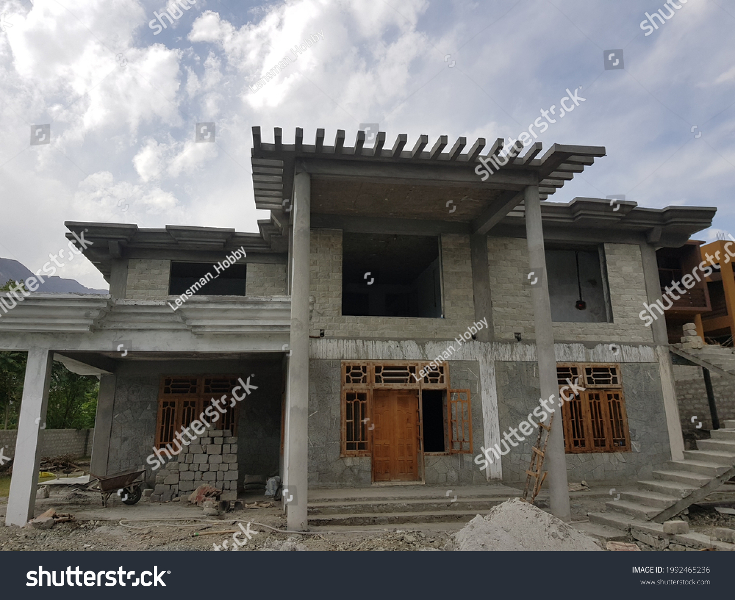 5847 Bungalow Construction Stock Photos Images And Photography