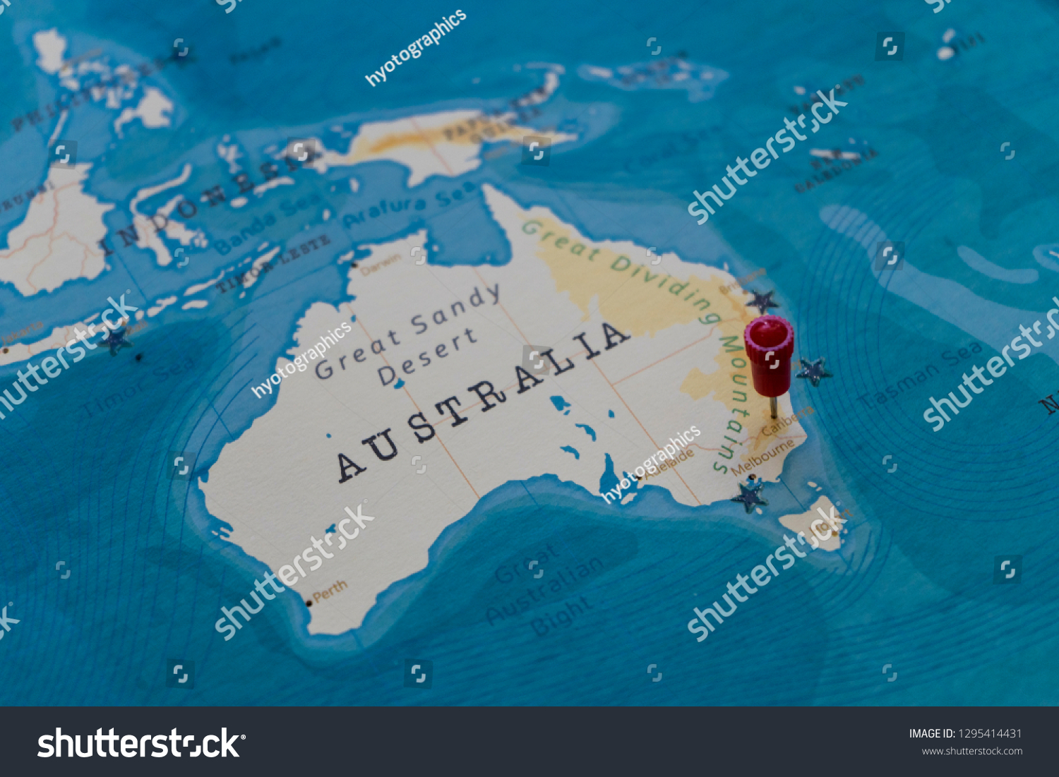 Canberra In World Map Pin On Canberra Australia World Map Stock Photo 1295414431 | Shutterstock