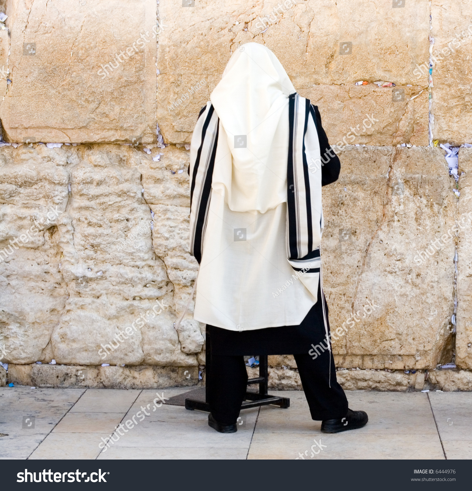 Religious Orthodox Jew Wearing Prayer Shawl Stock Photo 6444976 ...