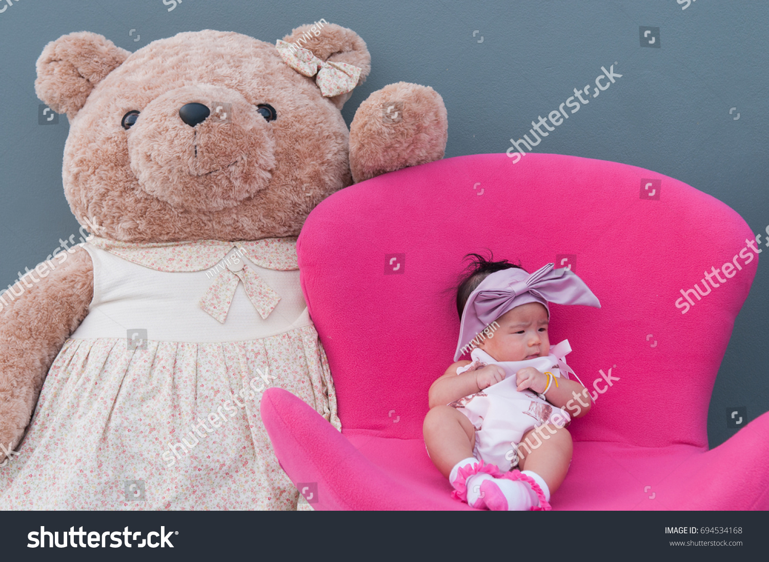 big teddy bear for baby girl