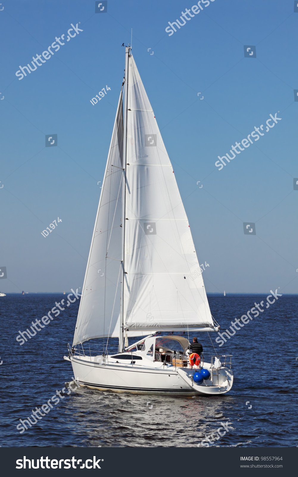 sailing yacht small