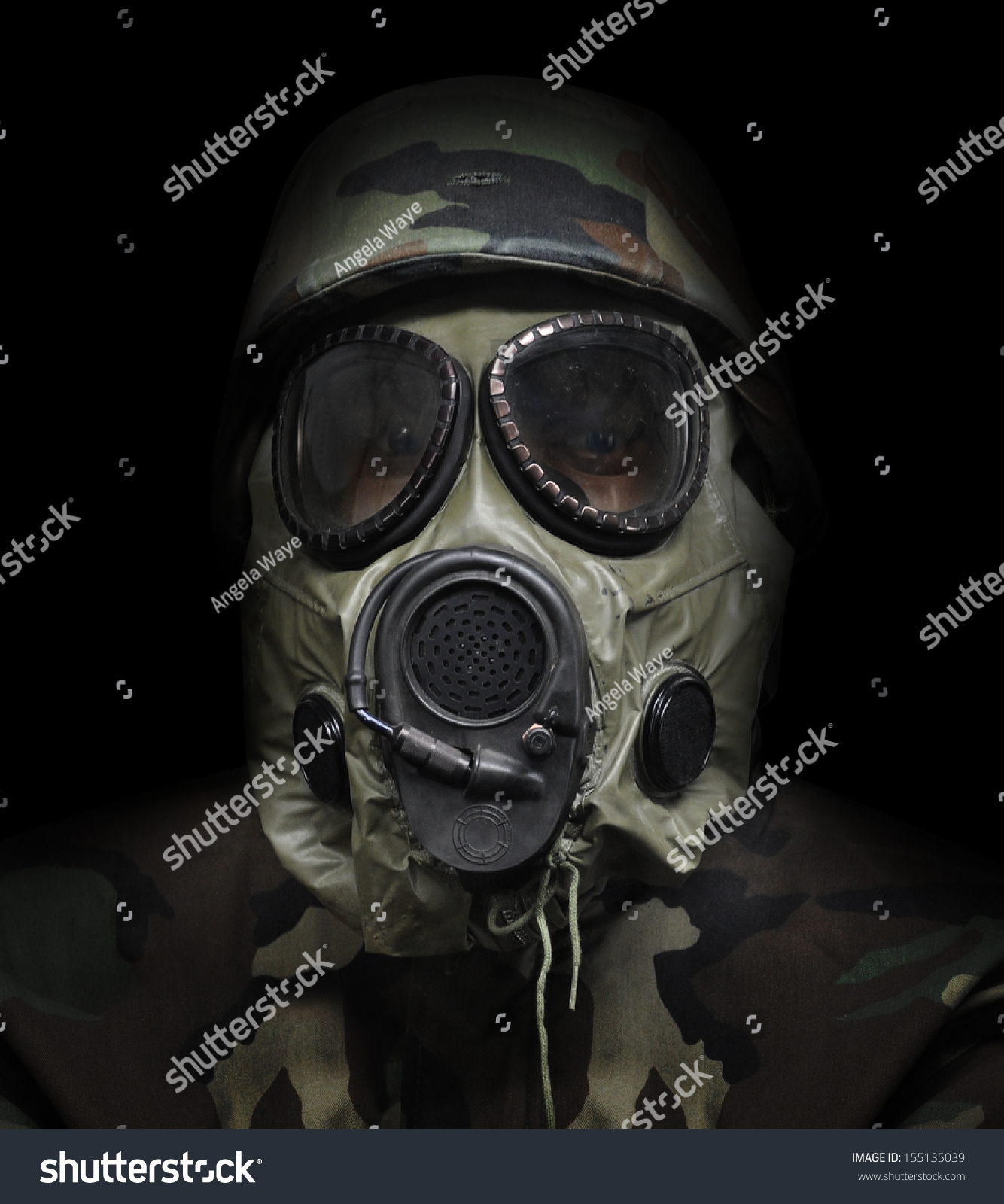 Gas mask the babysitter | Adult images) Gas mask the babysitter | Sex images)