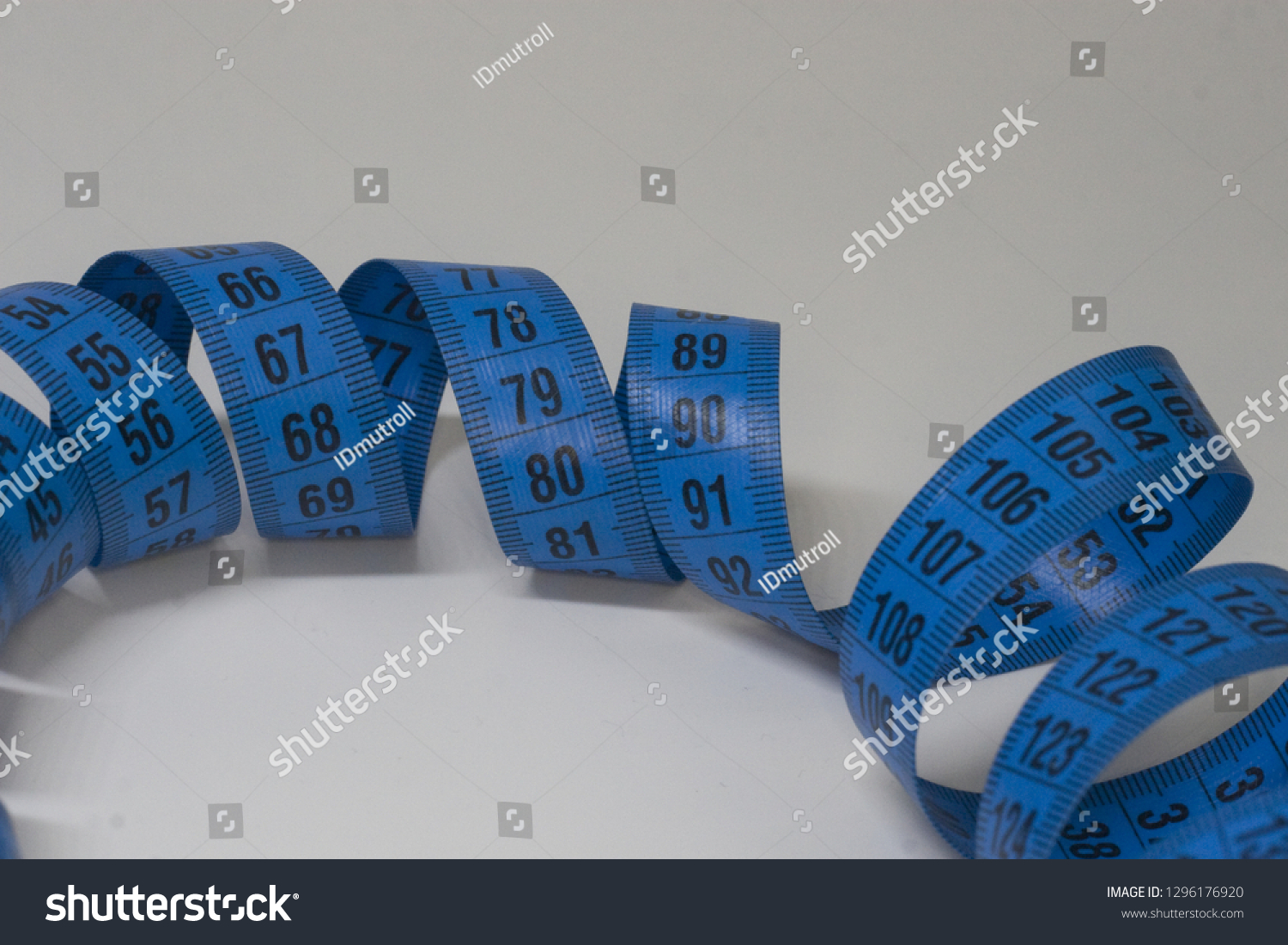 tape measure or measuring tape