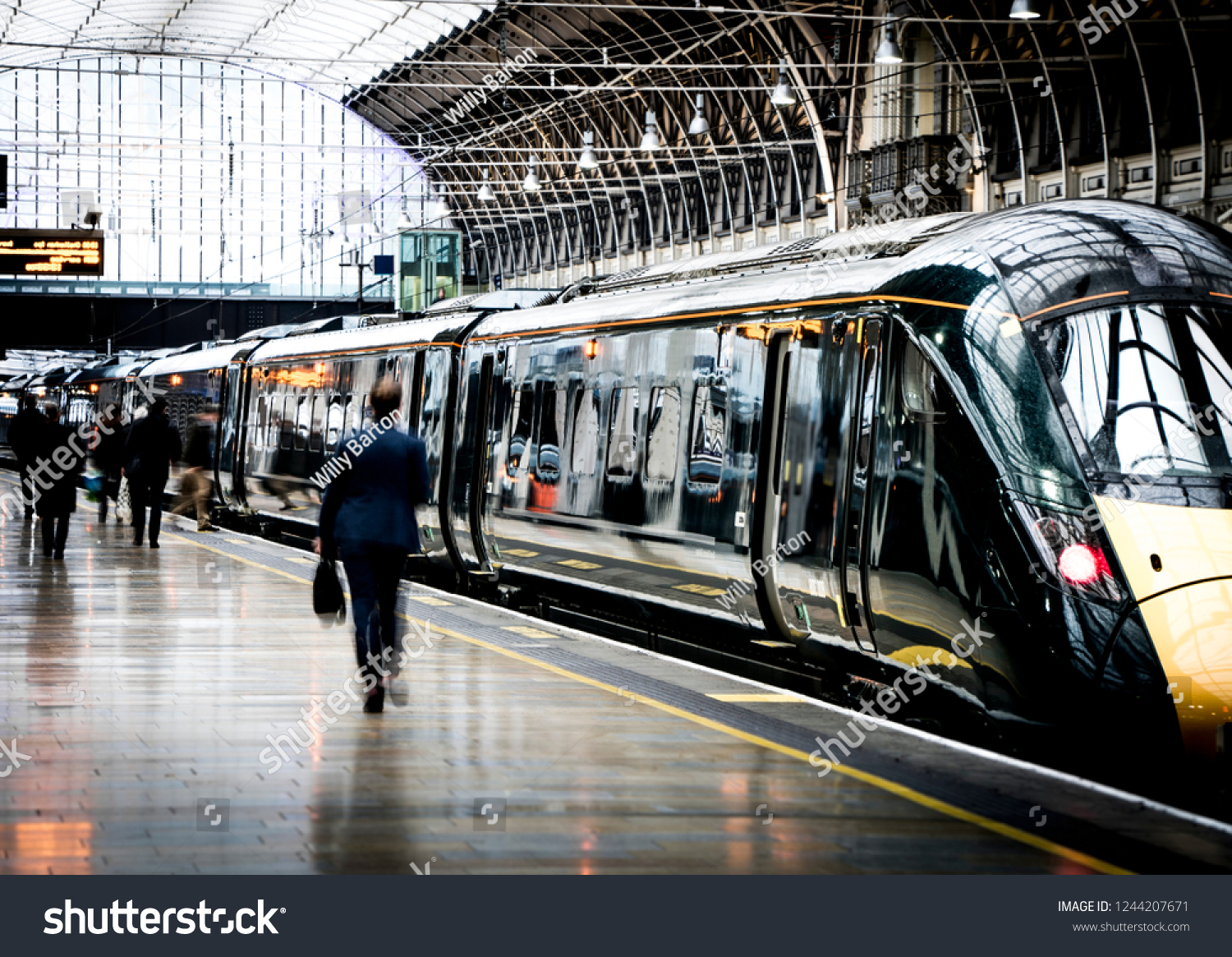 12-446-train-station-platform-uk-images-stock-photos-vectors