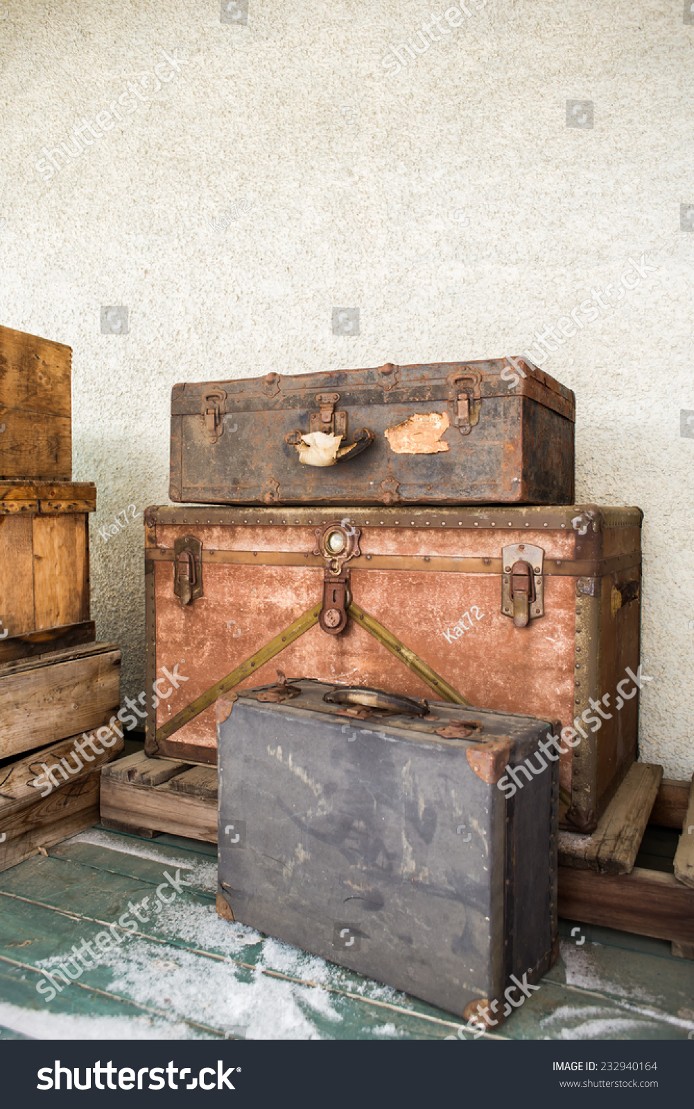 antique suitcases and trunks