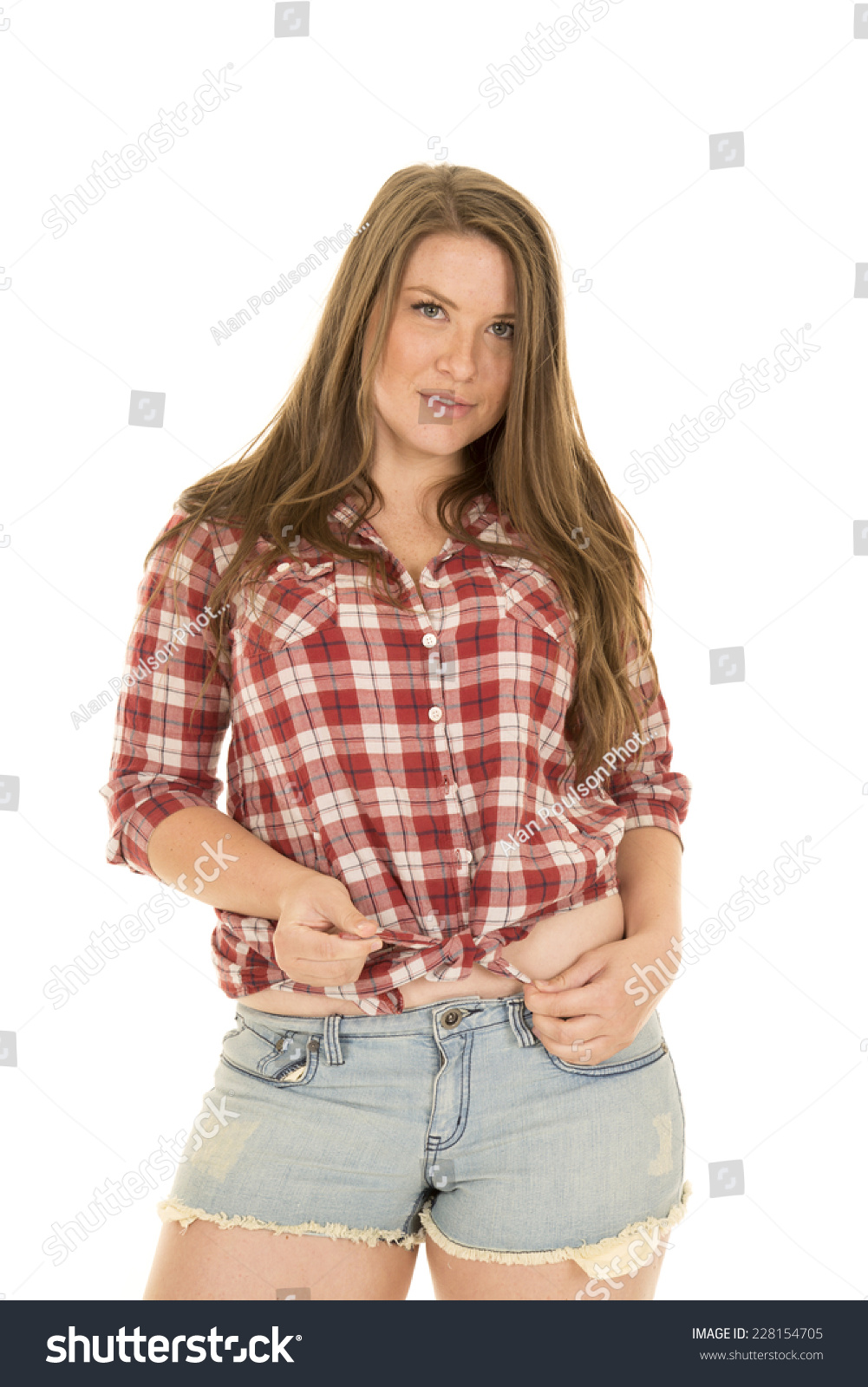 tie bottom shirt