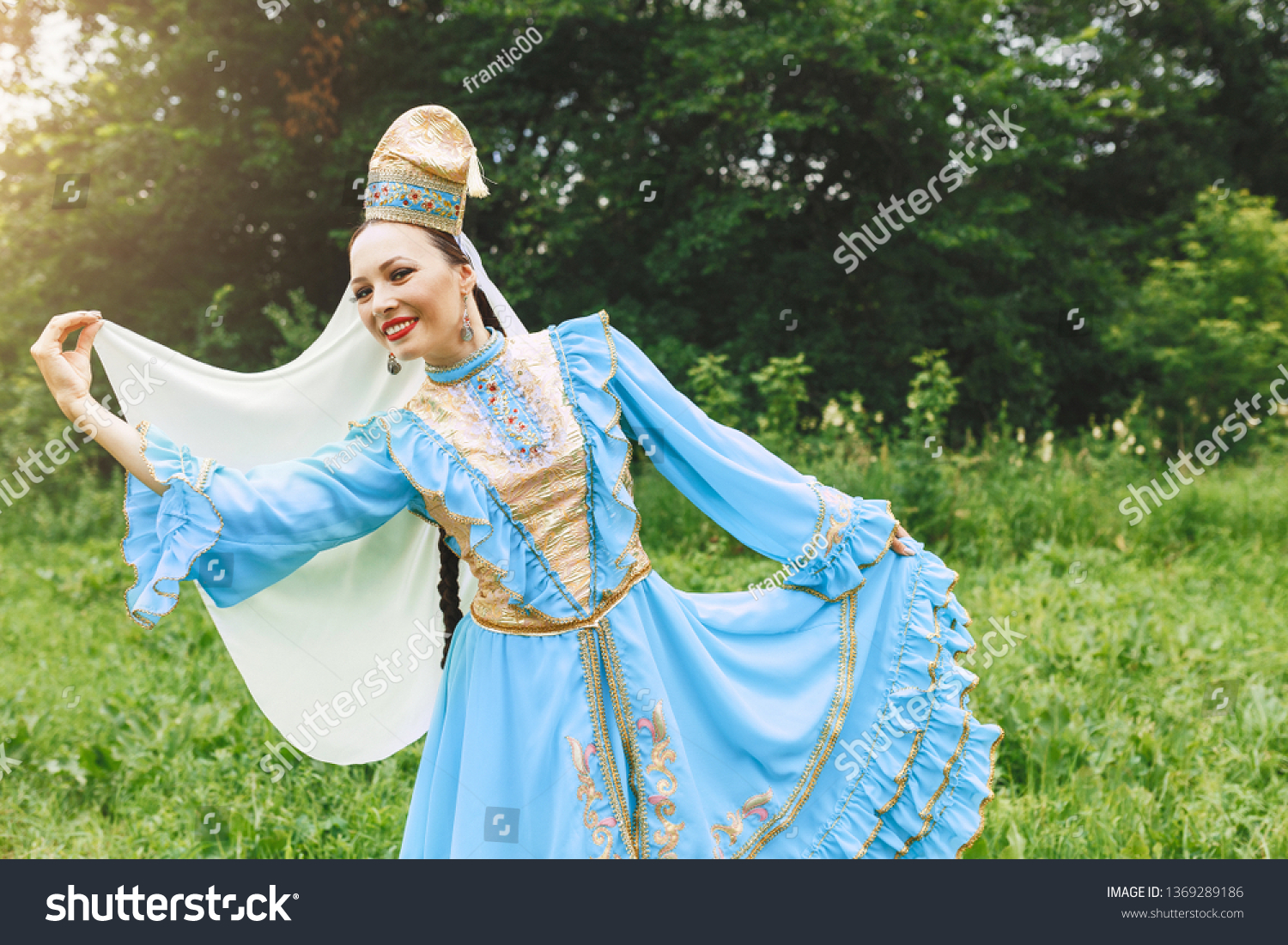 turkic traditional clothes