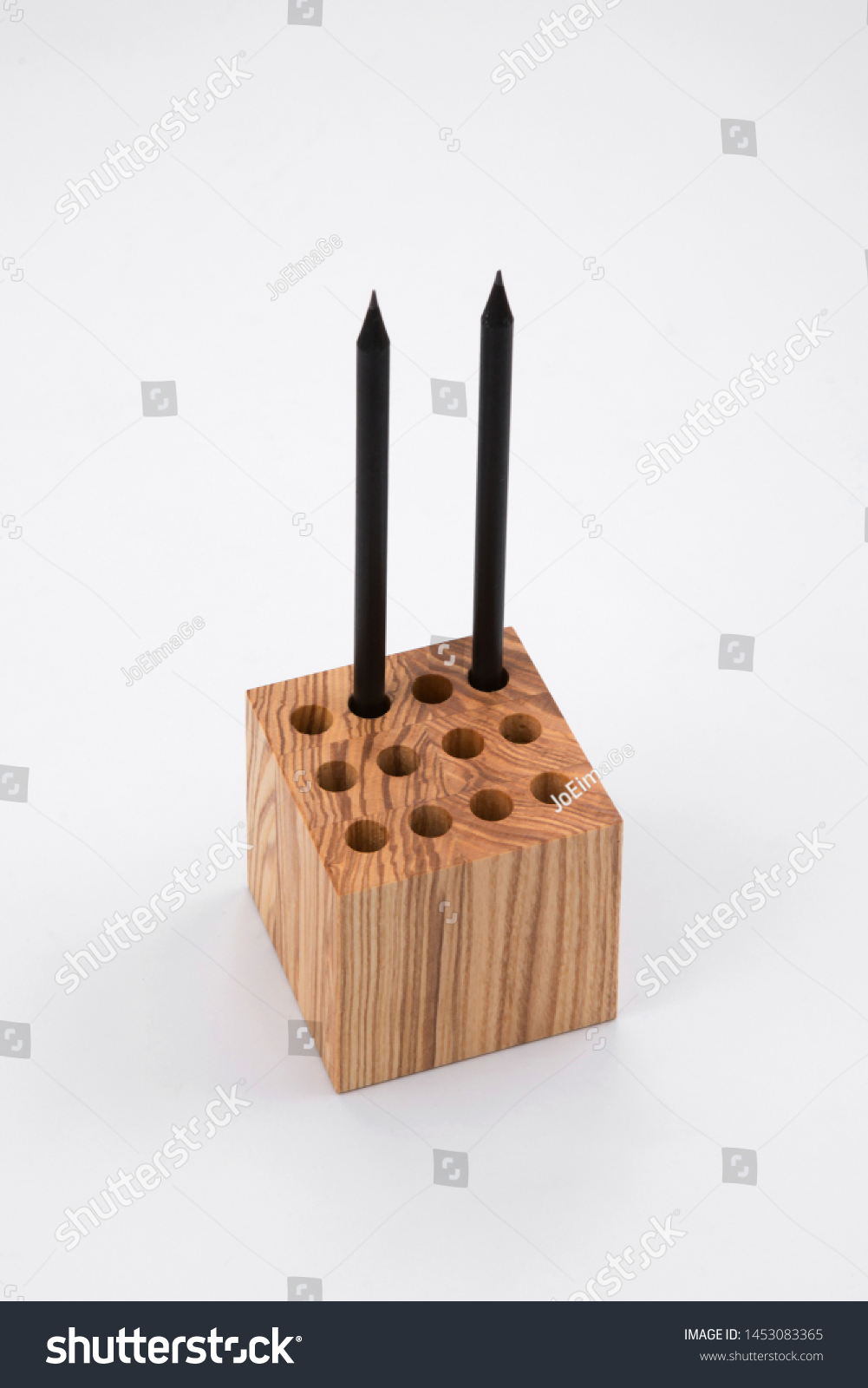 wooden pencil vase