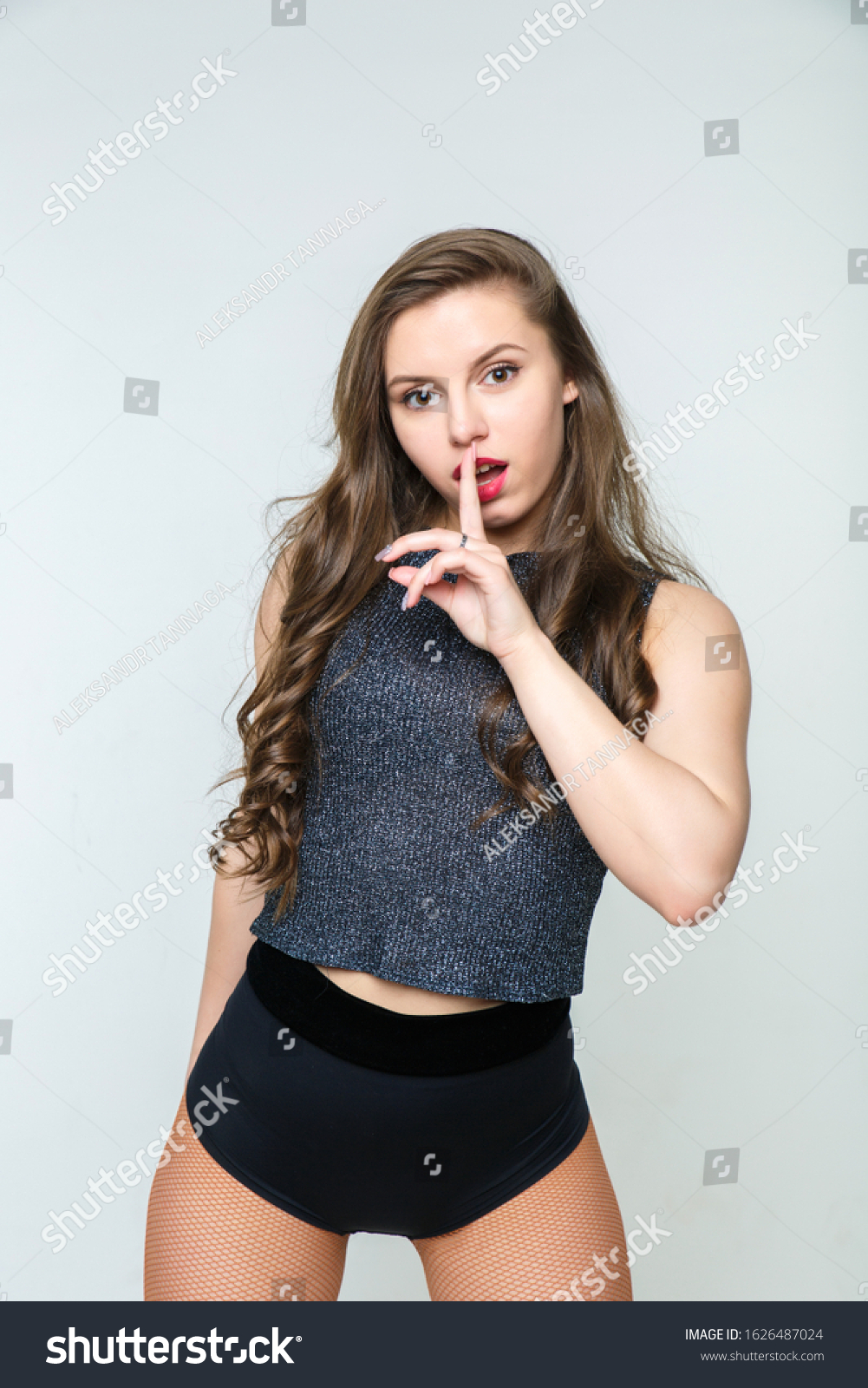 Young Sexy Girl Short Shorts Red 스톡 사진 1626487024 Shutterstock