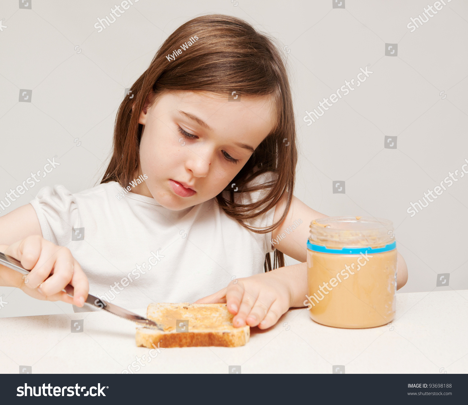 Girl Making Sandwich. sandwich videos - le-monde-pluriel.eu