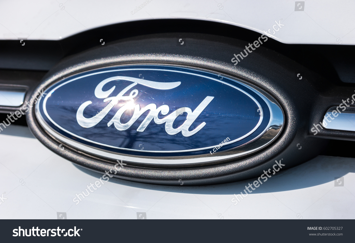 chen Germany March 17 Ford Sign Stock Photo Edit Now