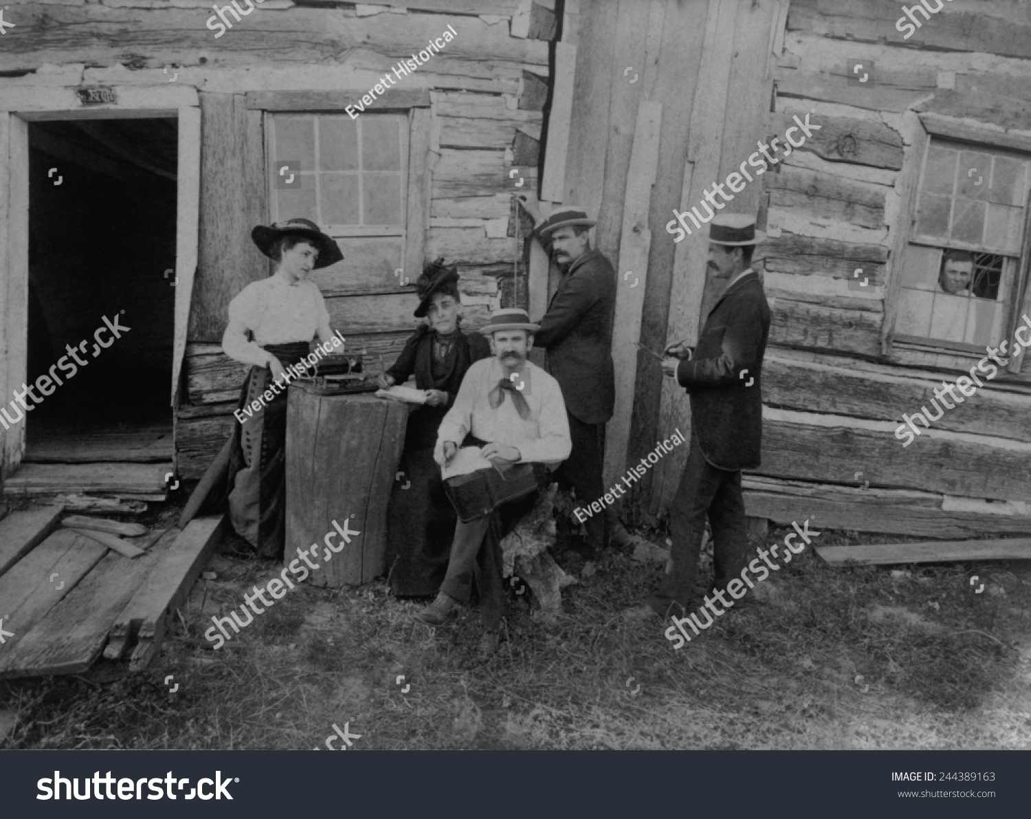 Abraham Lincolns Log Cabin Lincoln Log Stock Photo Edit Now