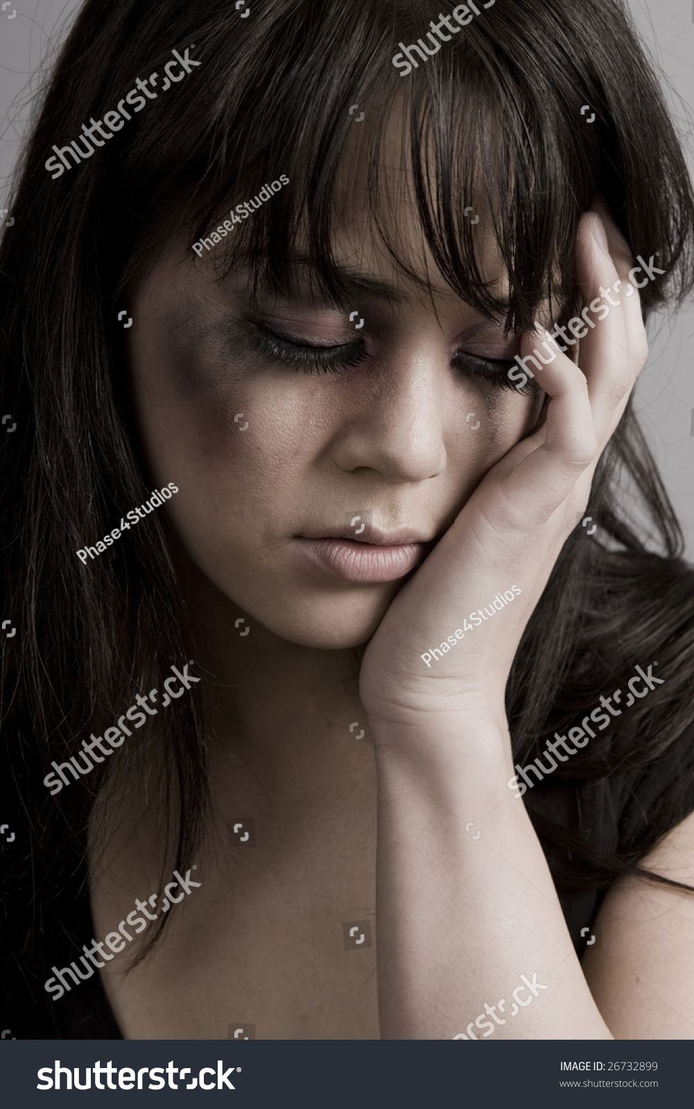 Abused Woman Crying Holding Her Face Stock Photo 26732899 : Shutterstock