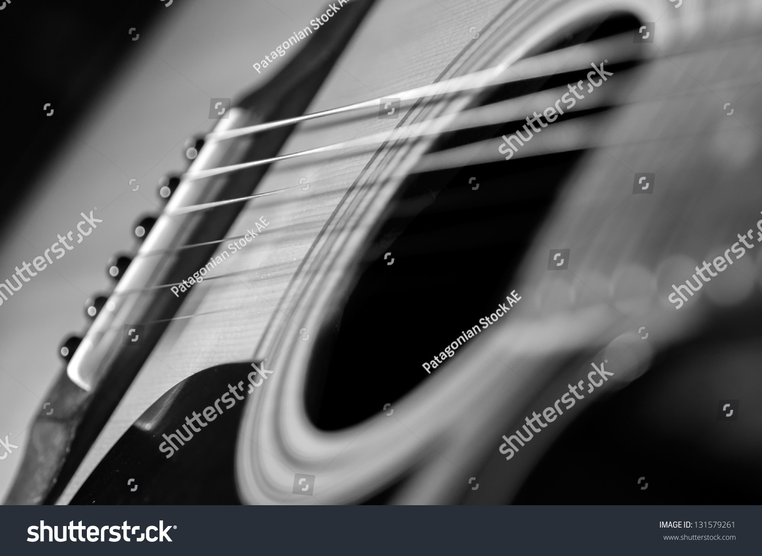 guitar black white