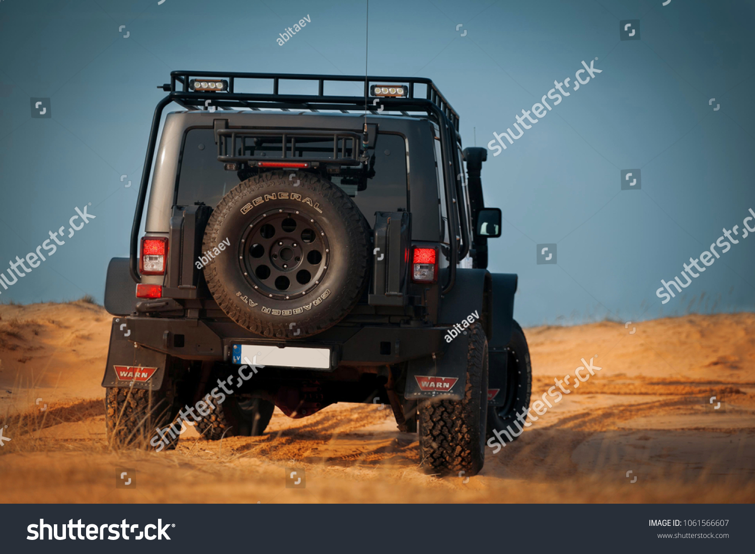 jeep wrangler rear view