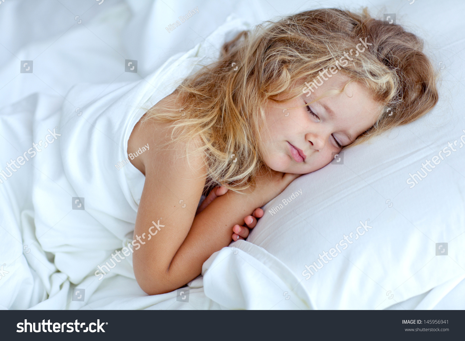 Adorable Little Girl Sleep Bed Stock Photo 145956941 | Shutterstock