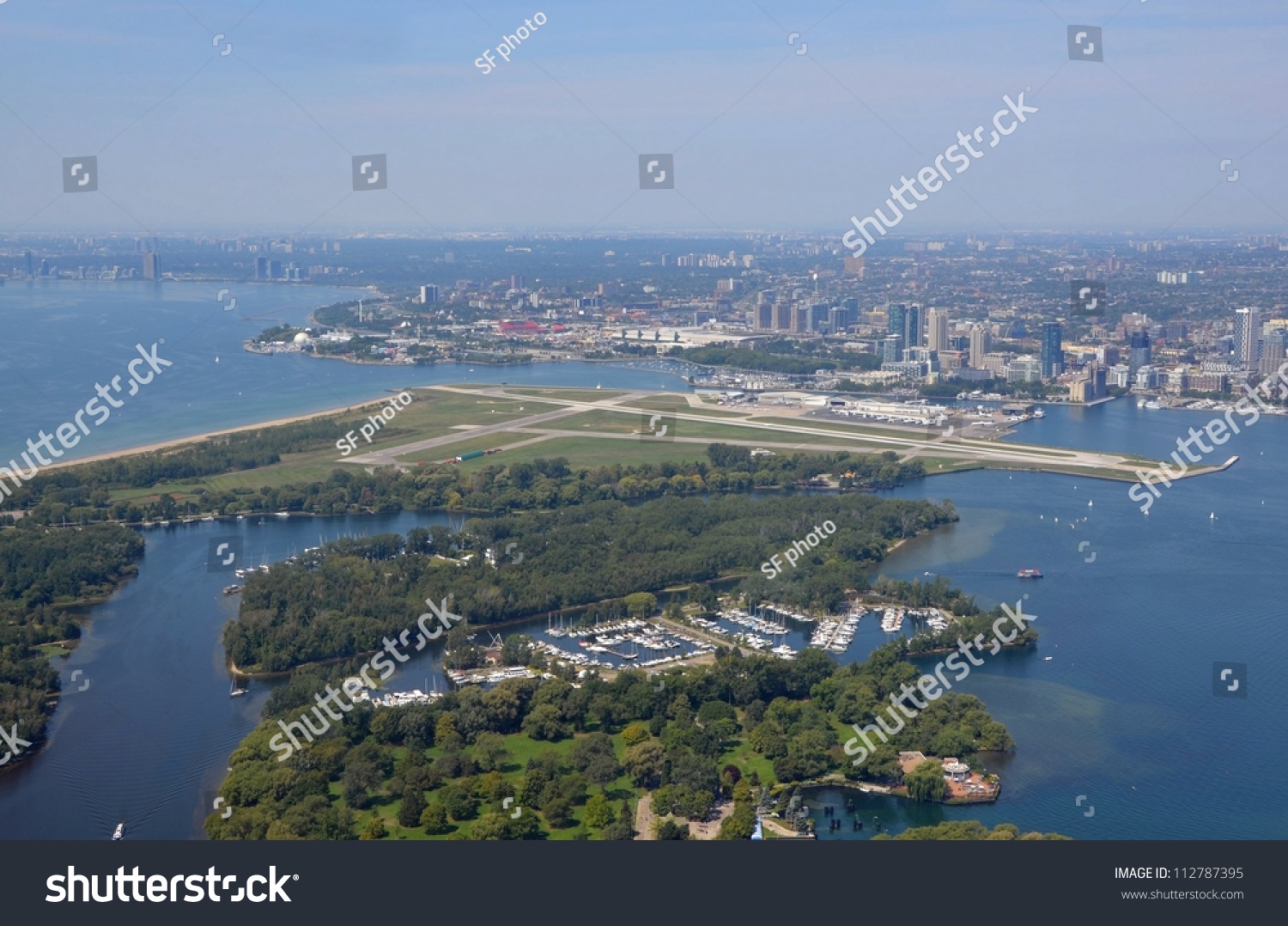 Aerial View Of The Toronto Island Park Deep Pike Cut And Mugg'S Island ...