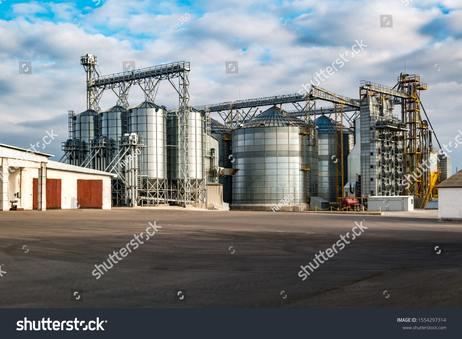 Agroprocessing Manufacturing Plant Processing Silver Silos Stock Photo ...