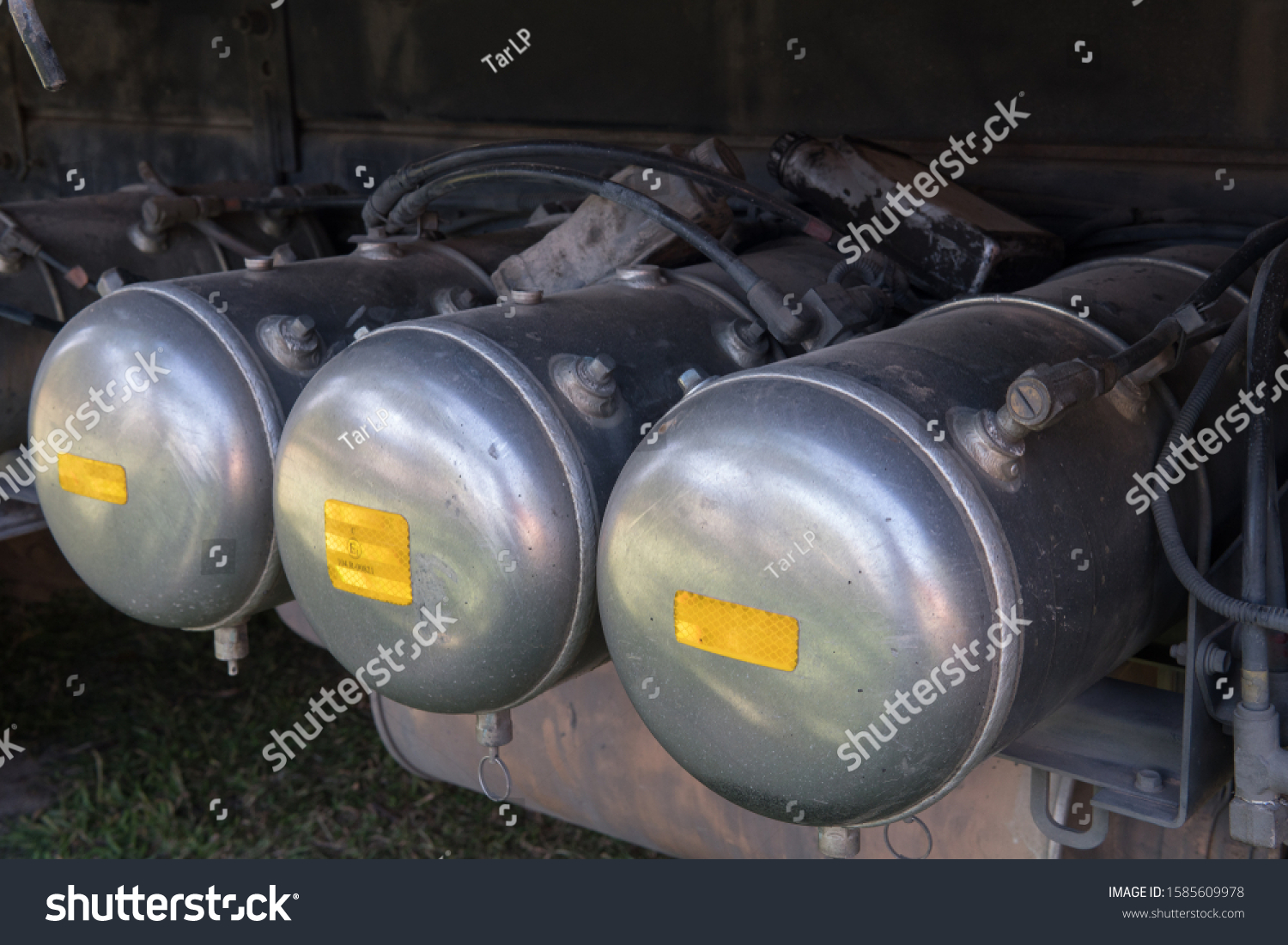 Air brake truck Images, Stock Photos & Vectors | Shutterstock