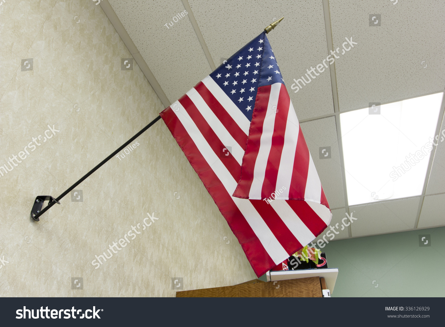 American Flag Classroom Stock Photo 336126929 | Shutterstock