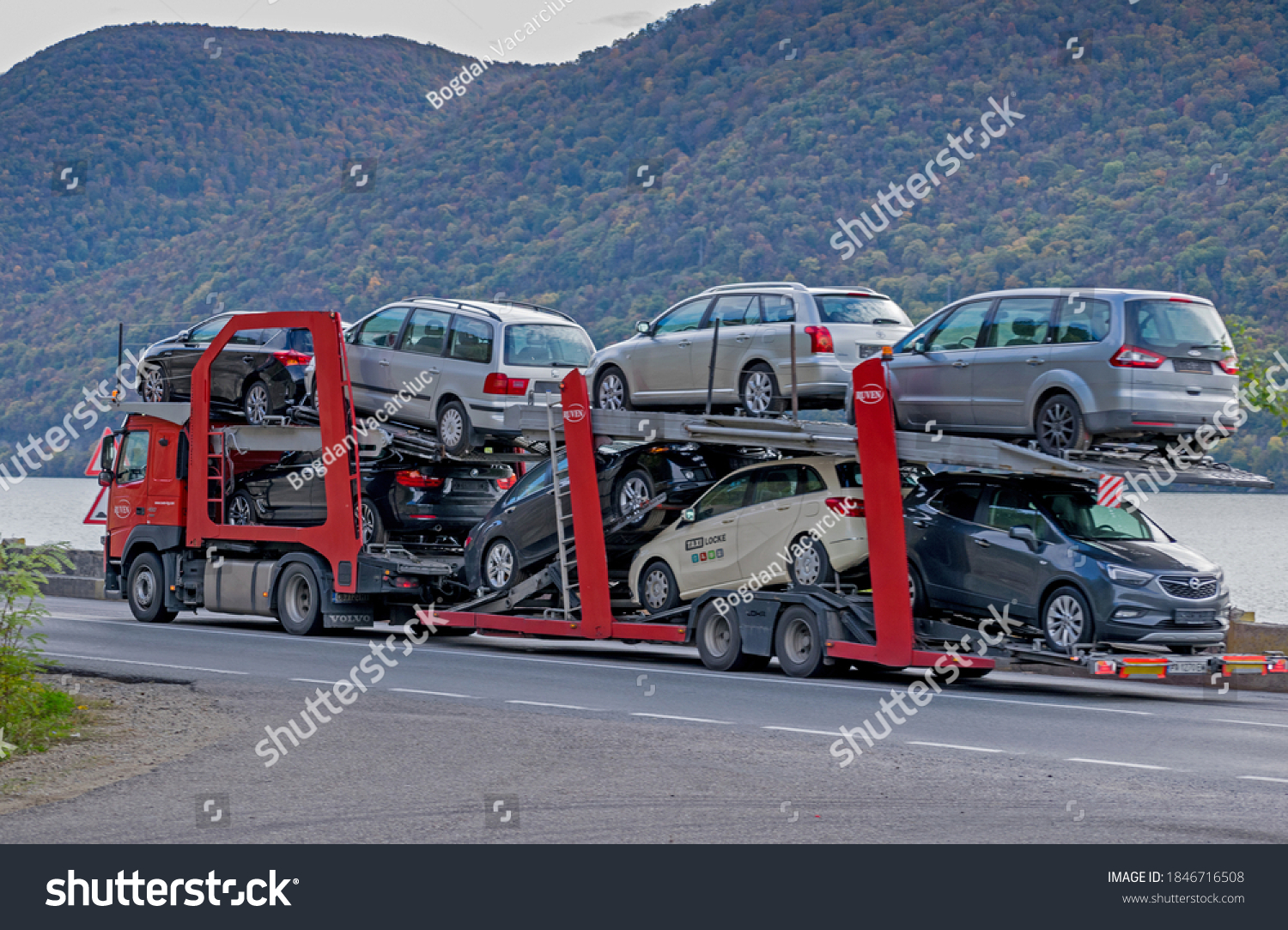 Car-auto-tractor Images, Stock Photos & Vectors | Shutterstock