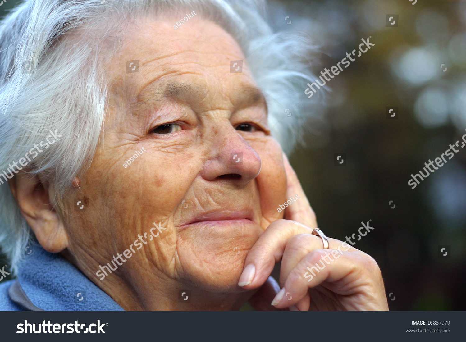 Elderly 89 Year Old Woman Looking Stock Photo 887979 - Shutterstock