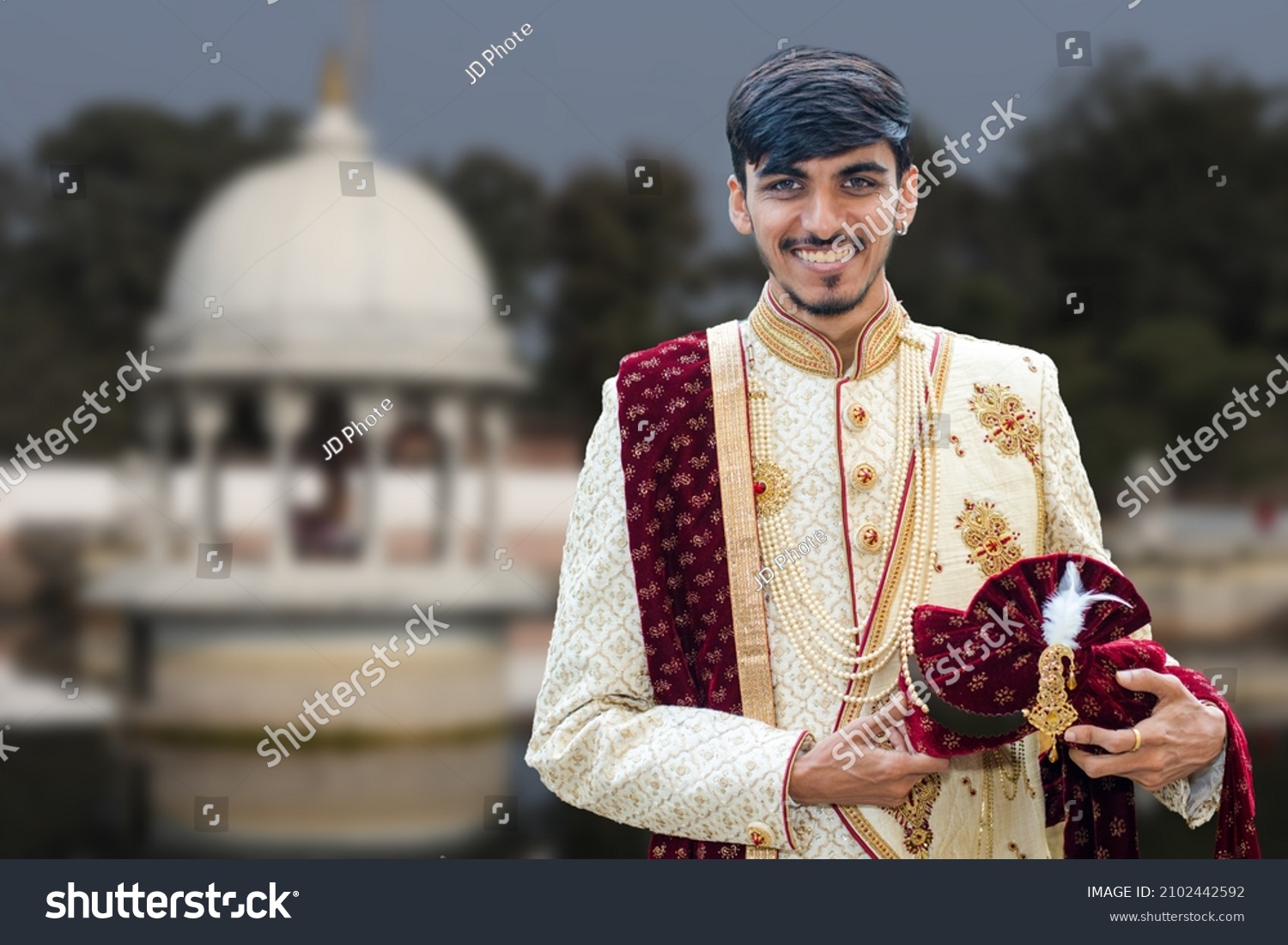 groom dress for wedding latest