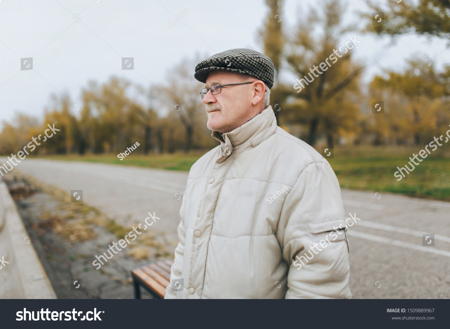 old man in flat cap