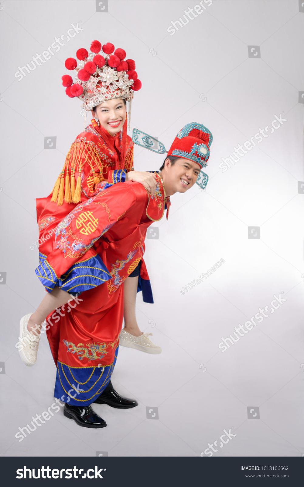 Ancient Chinese bridegroom Peking Opera Performers Mini Doll Artistic 