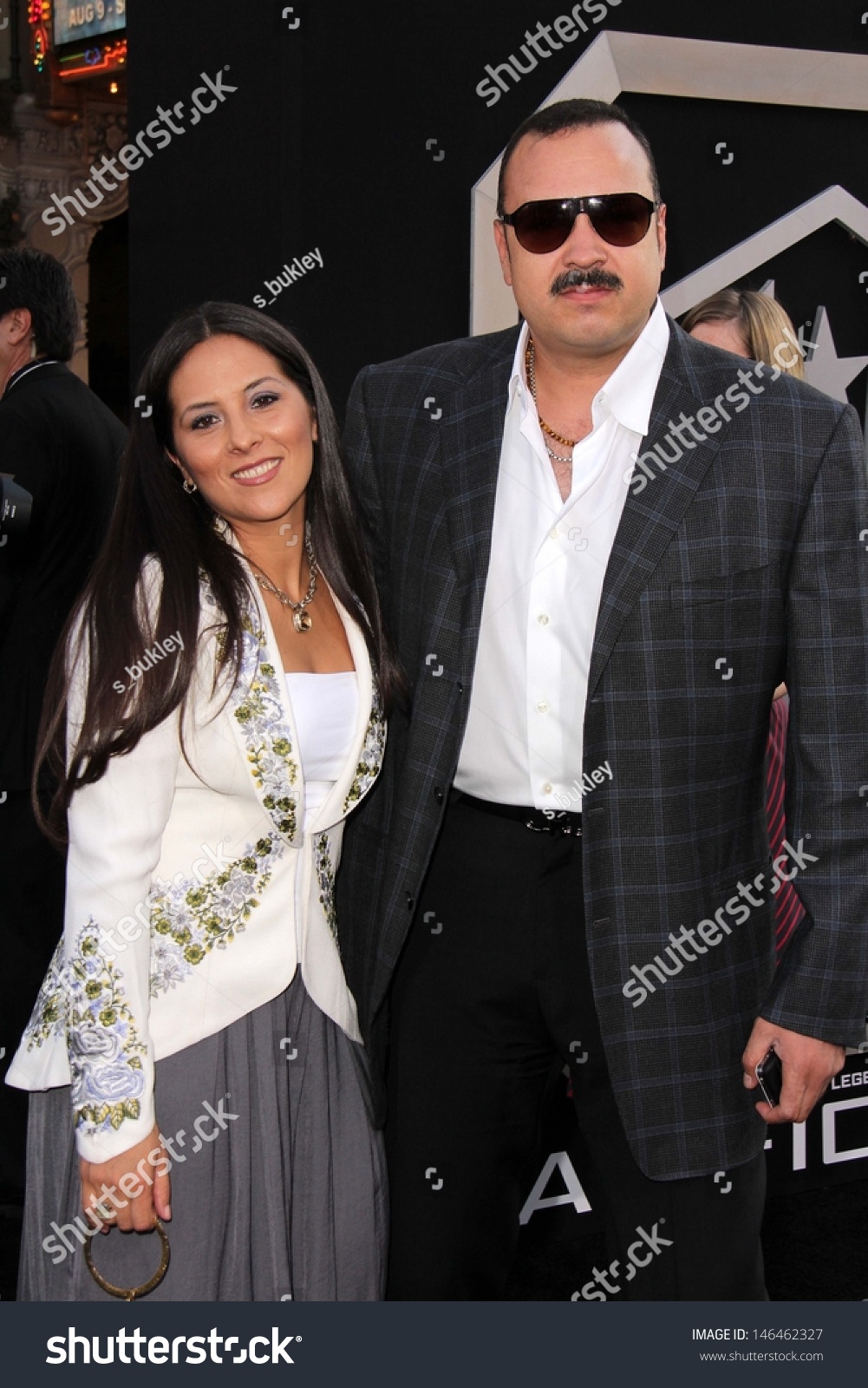 Aneliz Aguilar Pepe Aguilar Pacific Rim Stock Photo 146462327 ...