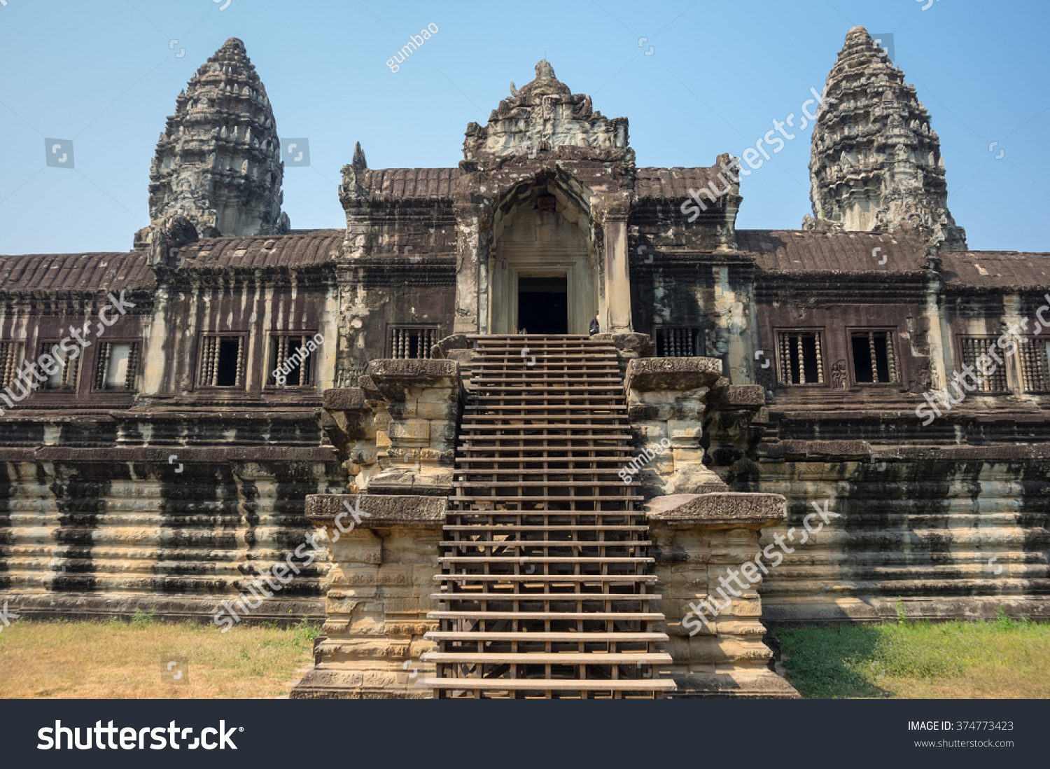 What is wat Angkor Wat is a masterpiece of Asian culture What is wat Angkor Wat is a masterpiece of Asian culture