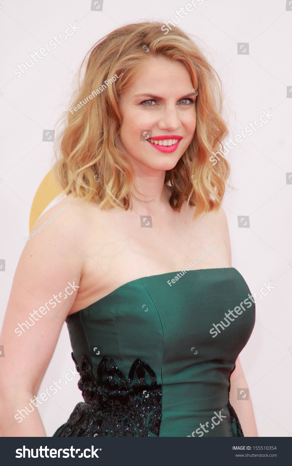 anna chlumsky shaun so wedding