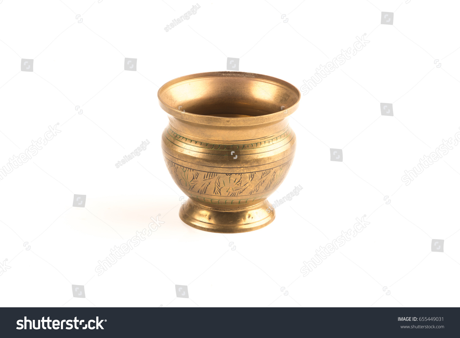 Antique Brass Flower Vase Stock Photo Edit Now 655449031