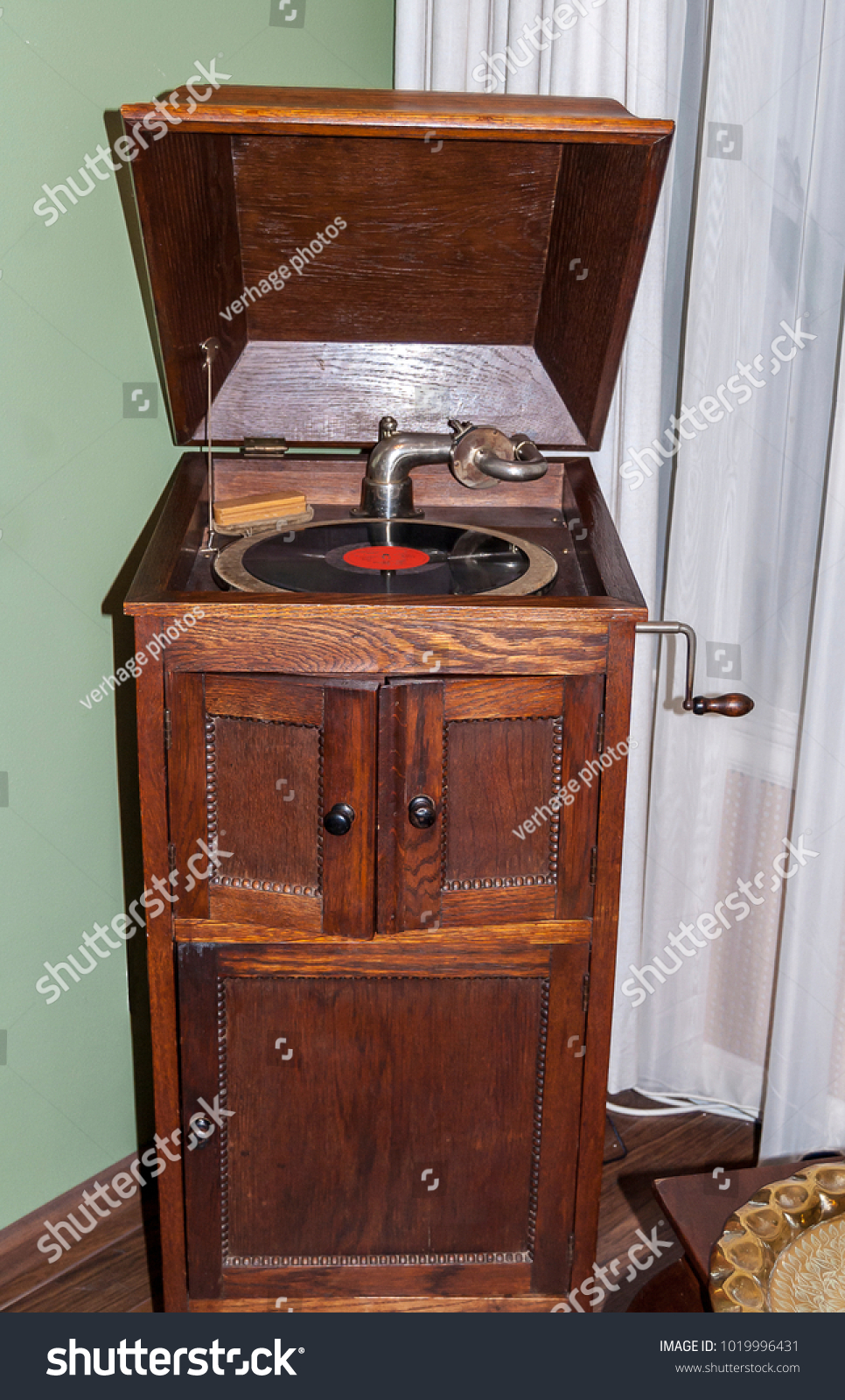 Antique Record Player Placed Old Antique Vintage Interiors