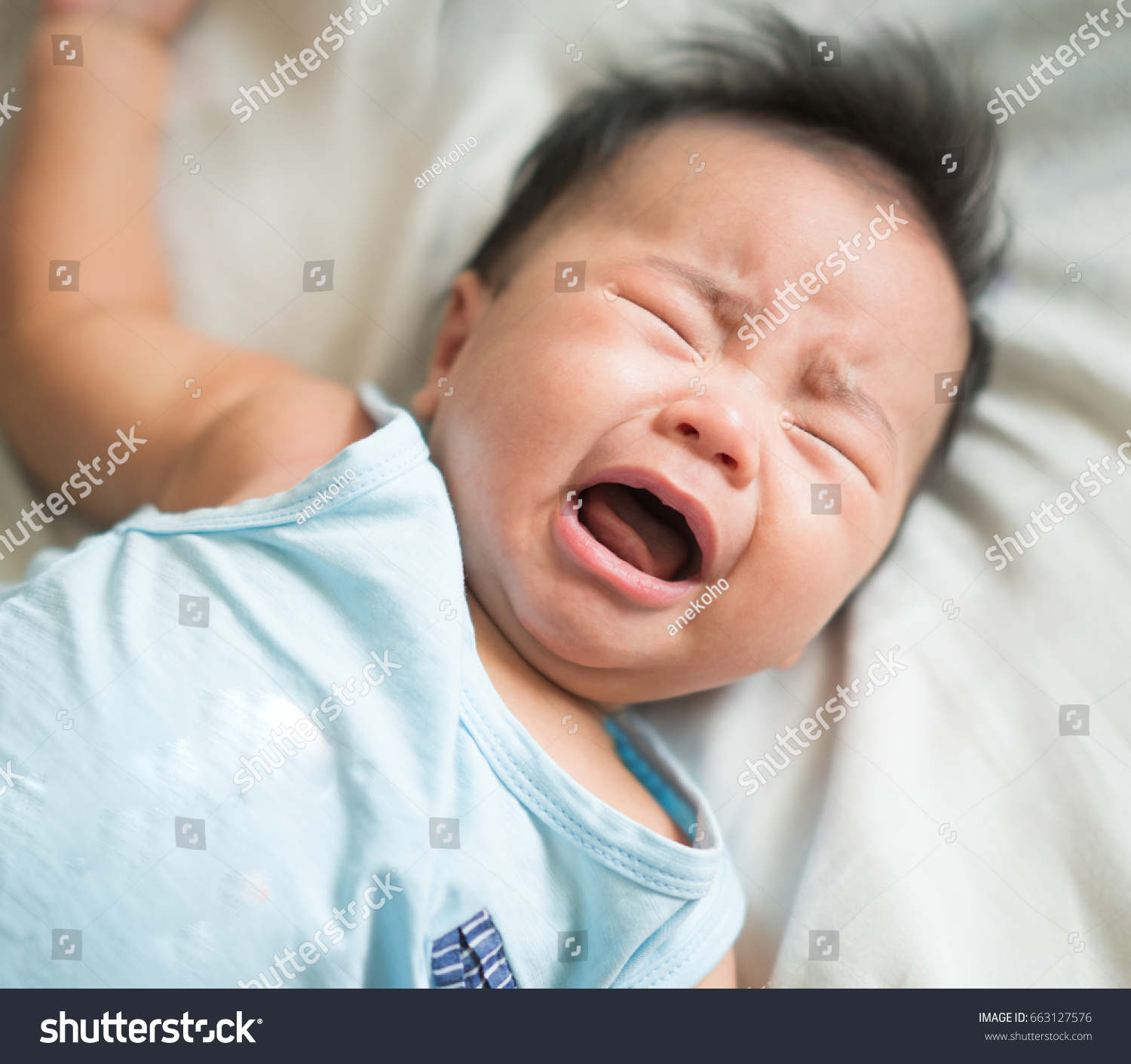 baby hungry cry