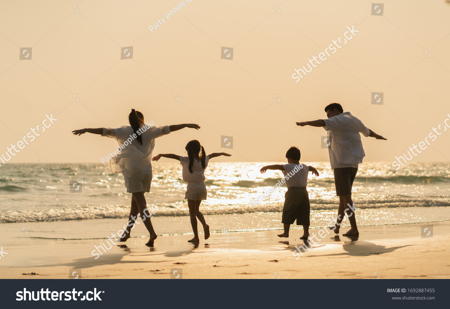 Asian Family Vacation Beach Family Relationships Stock Photo 1692887455 ...