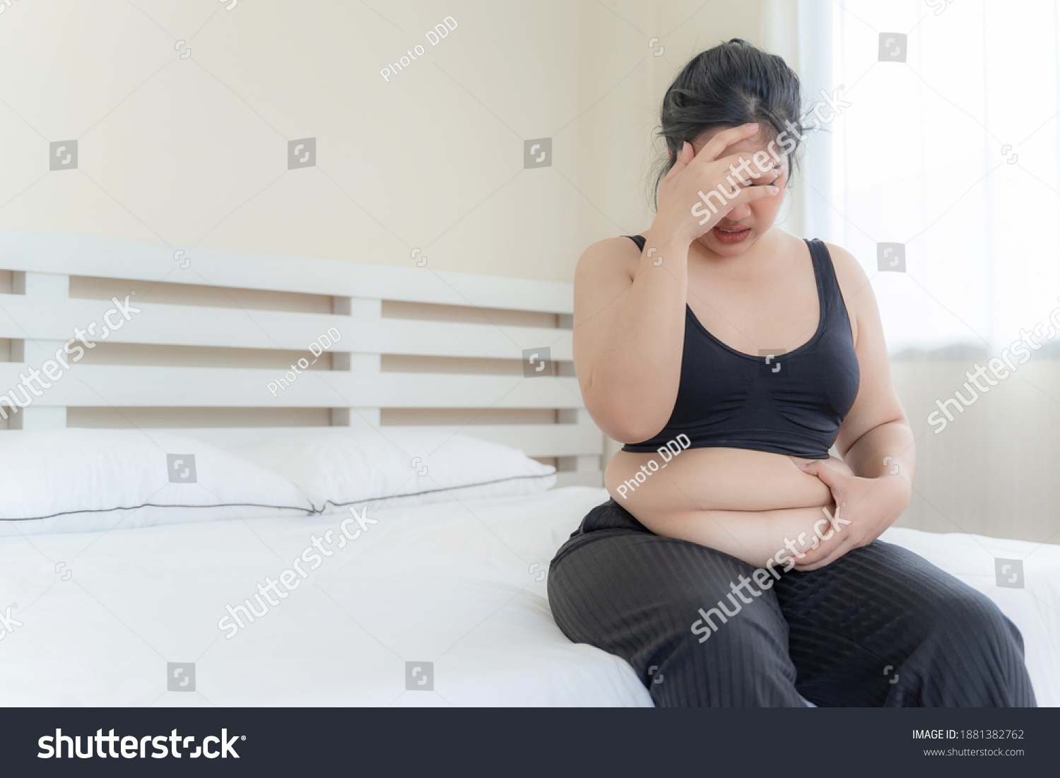 chubby girl on bed