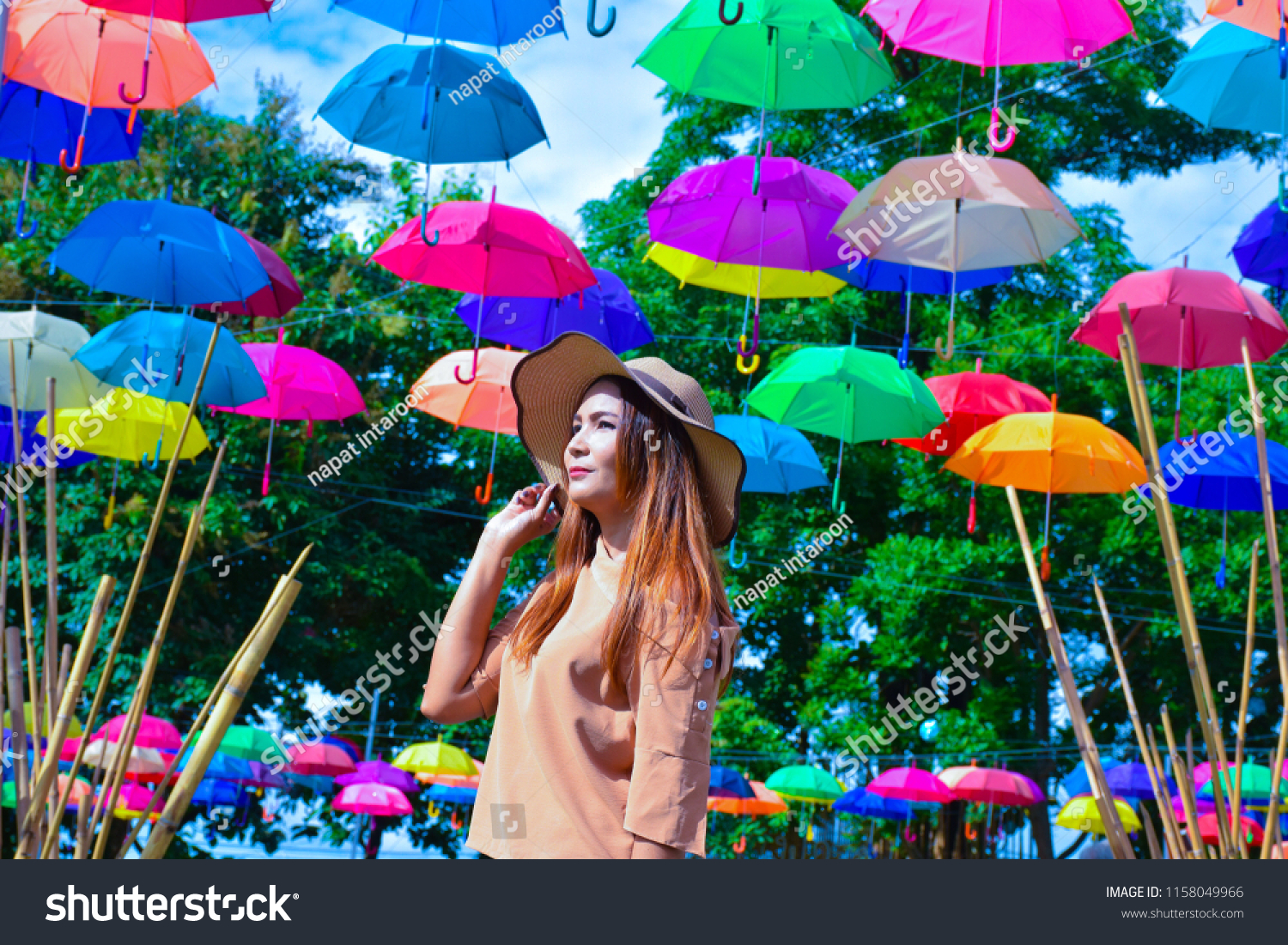 asian umbrella hat